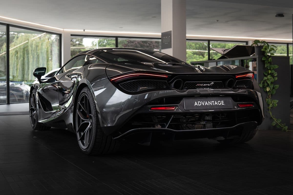 2022 McLaren 720S - 4