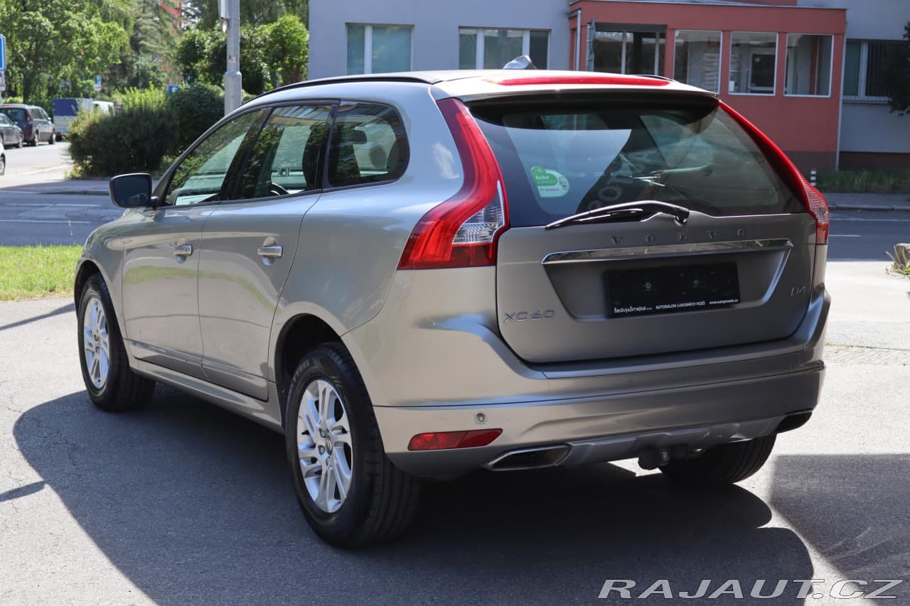 2015 Volvo XC60 - 34