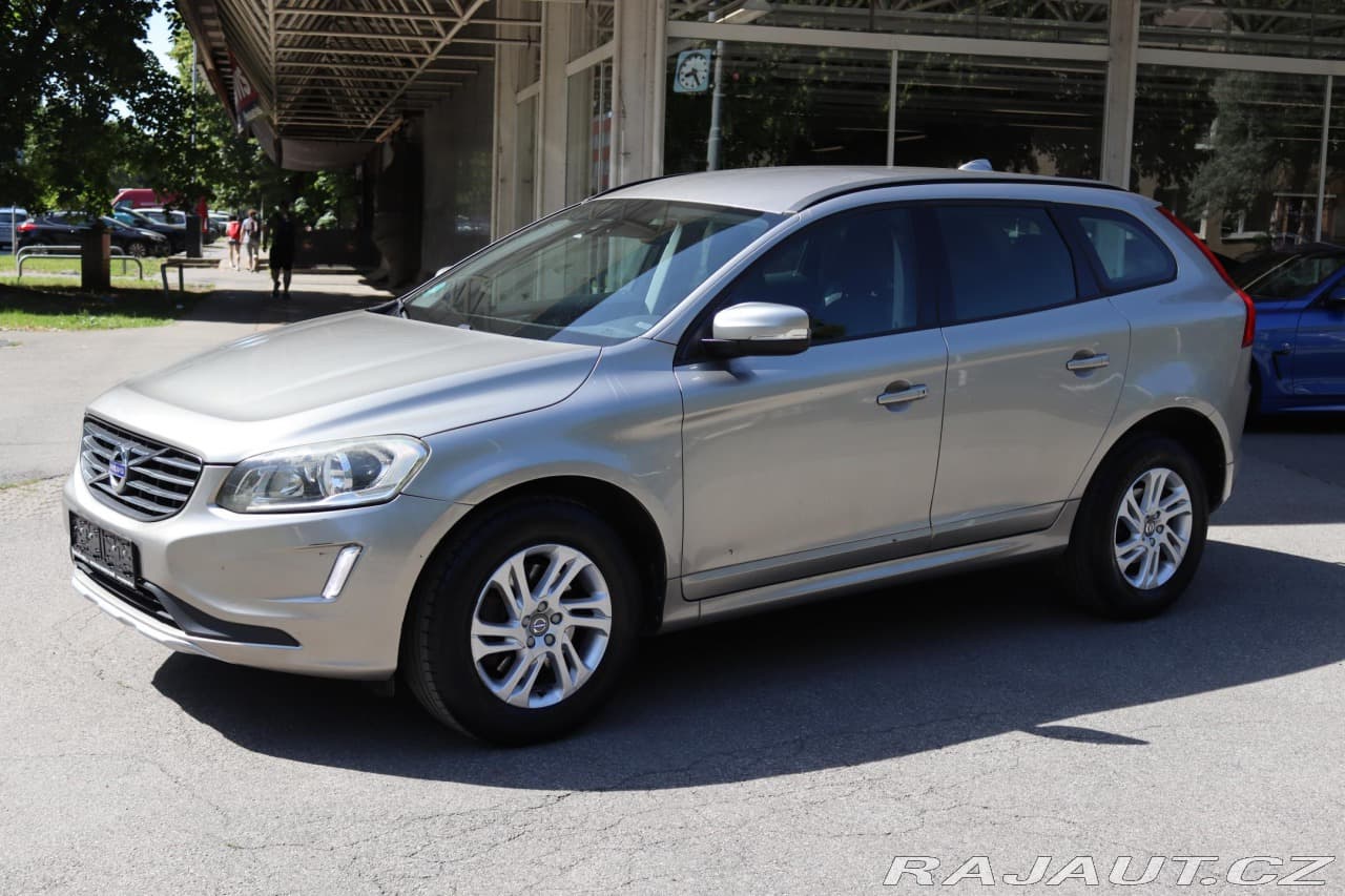 2015 Volvo XC60 - 43