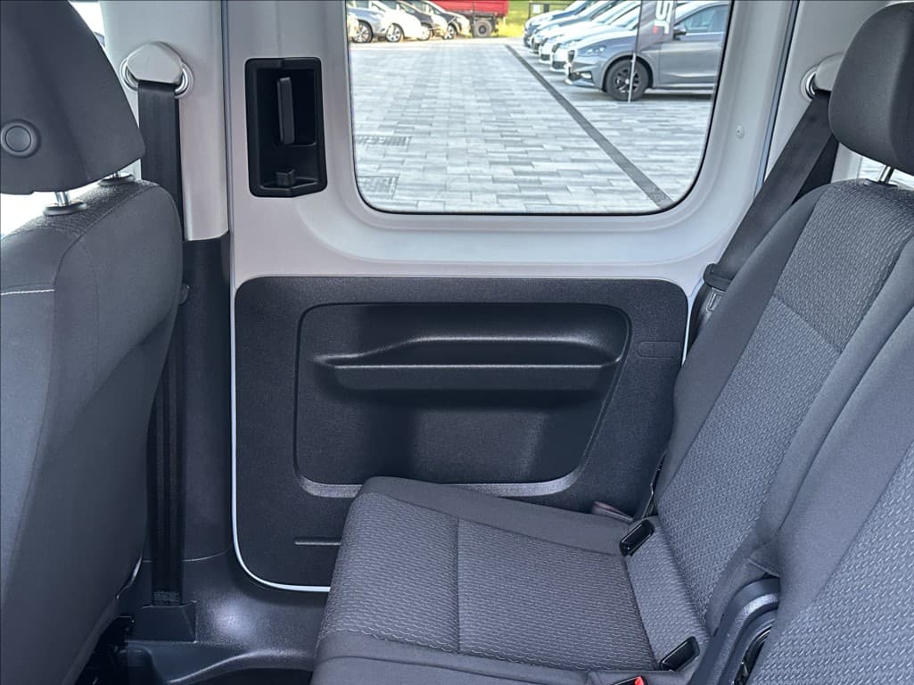 2020 Volkswagen CADDY - 46