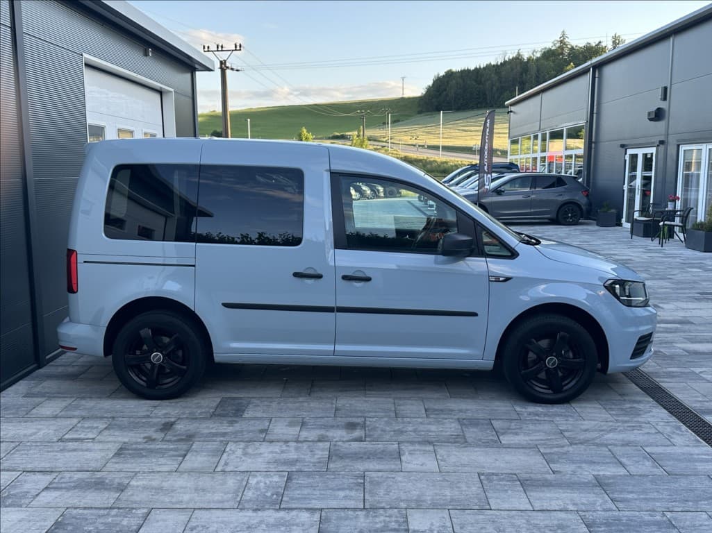 2020 Volkswagen CADDY - 16