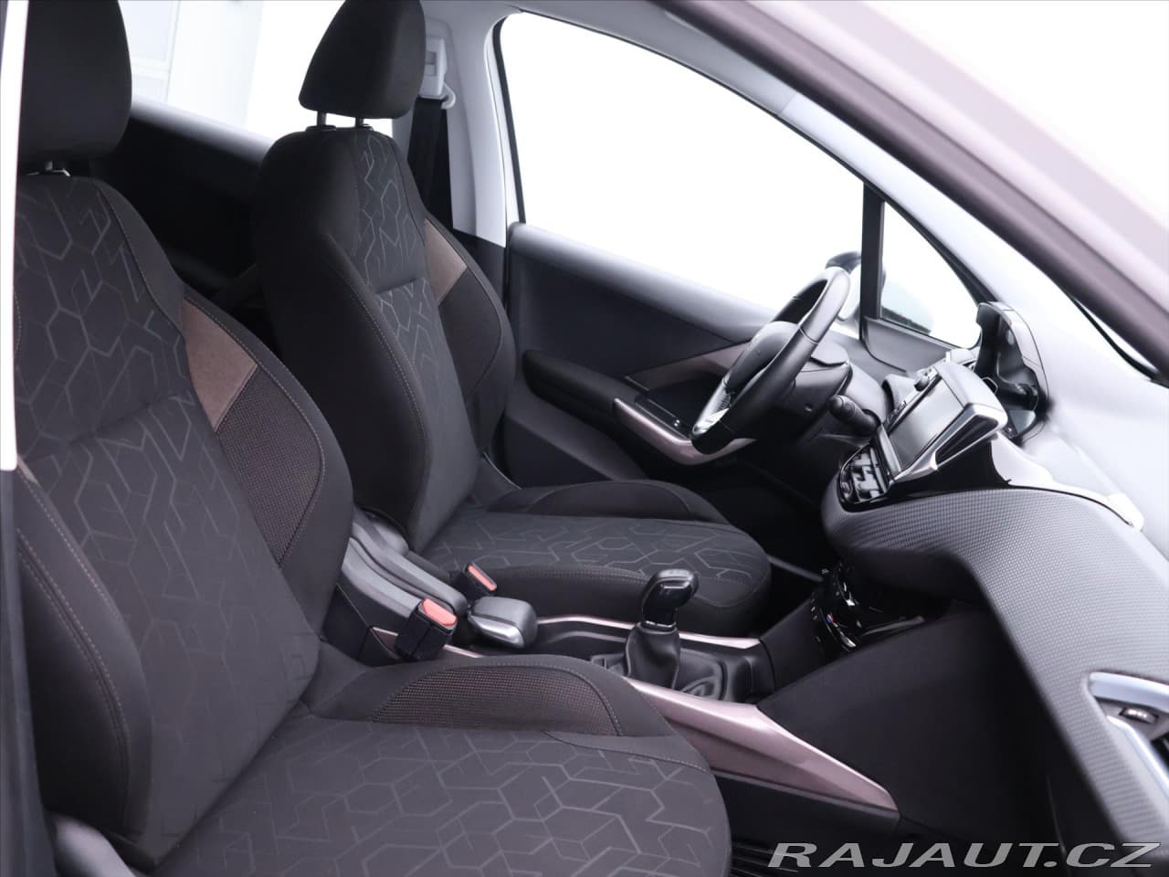 2015 Peugeot 2008 - 40