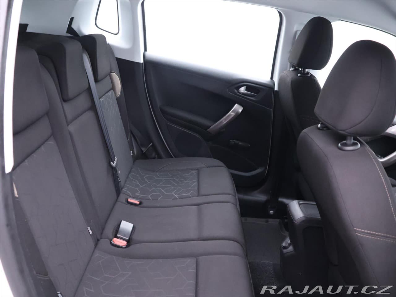 2015 Peugeot 2008 - 43