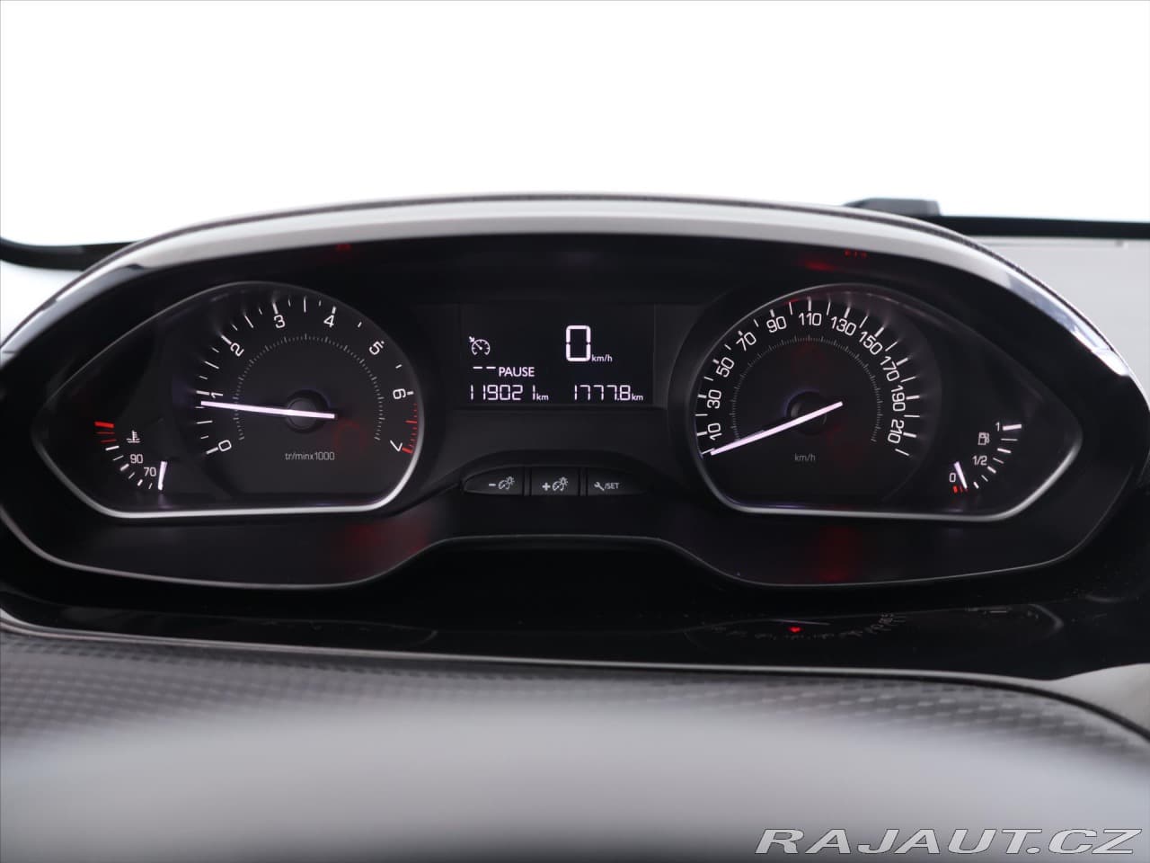 2015 Peugeot 2008 - 55