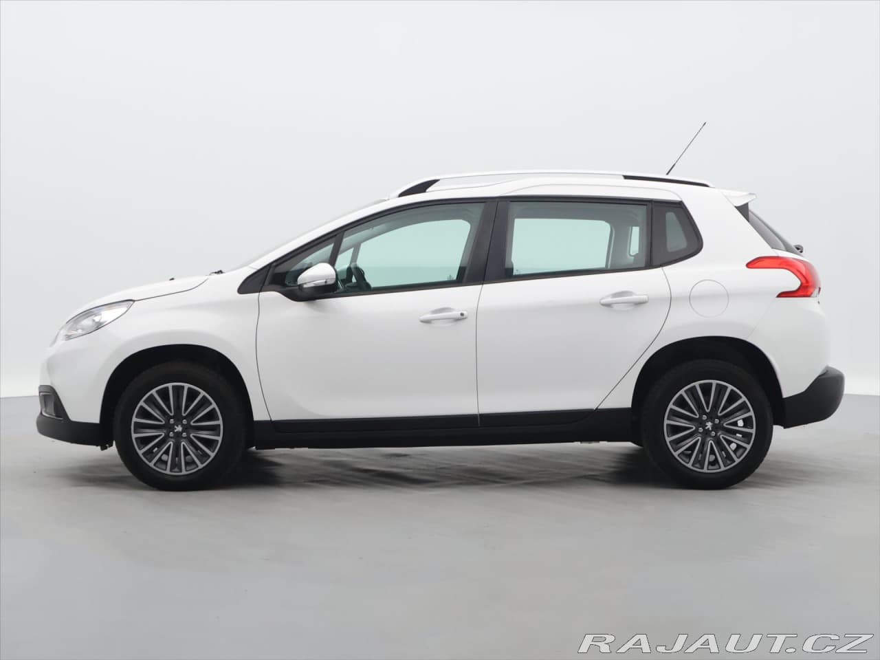 2015 Peugeot 2008 - 10