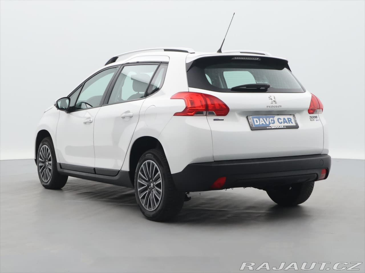 2015 Peugeot 2008 - 13