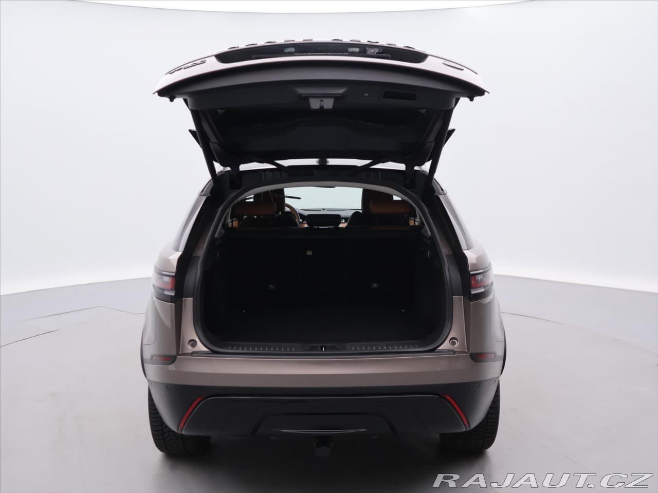 2019 Land Rover RANGE ROVER VELAR - 25