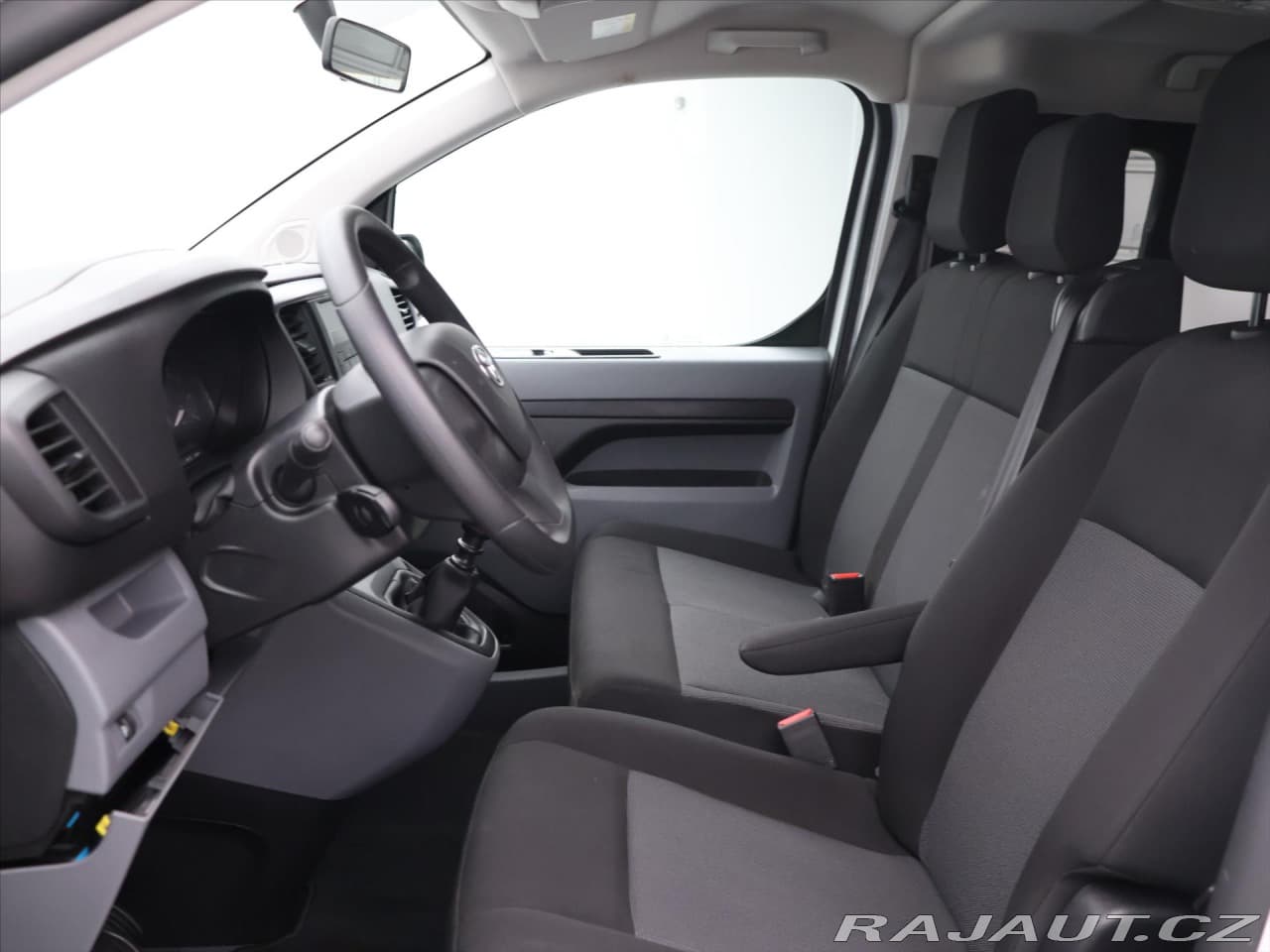 2023 Toyota PROACE - 31