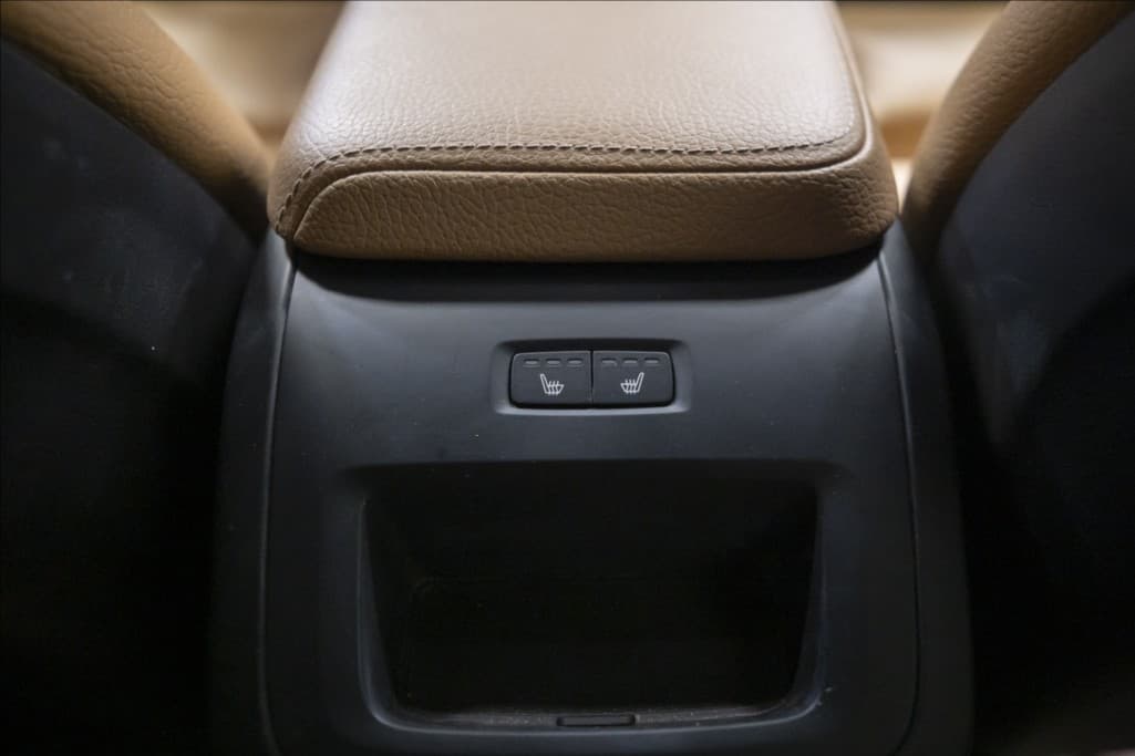 2019 Volvo V60 - 46