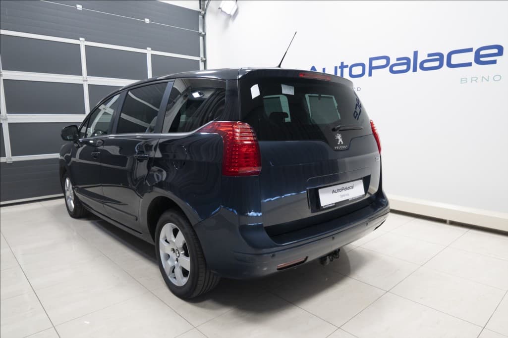 2014 Peugeot 5008 - 11