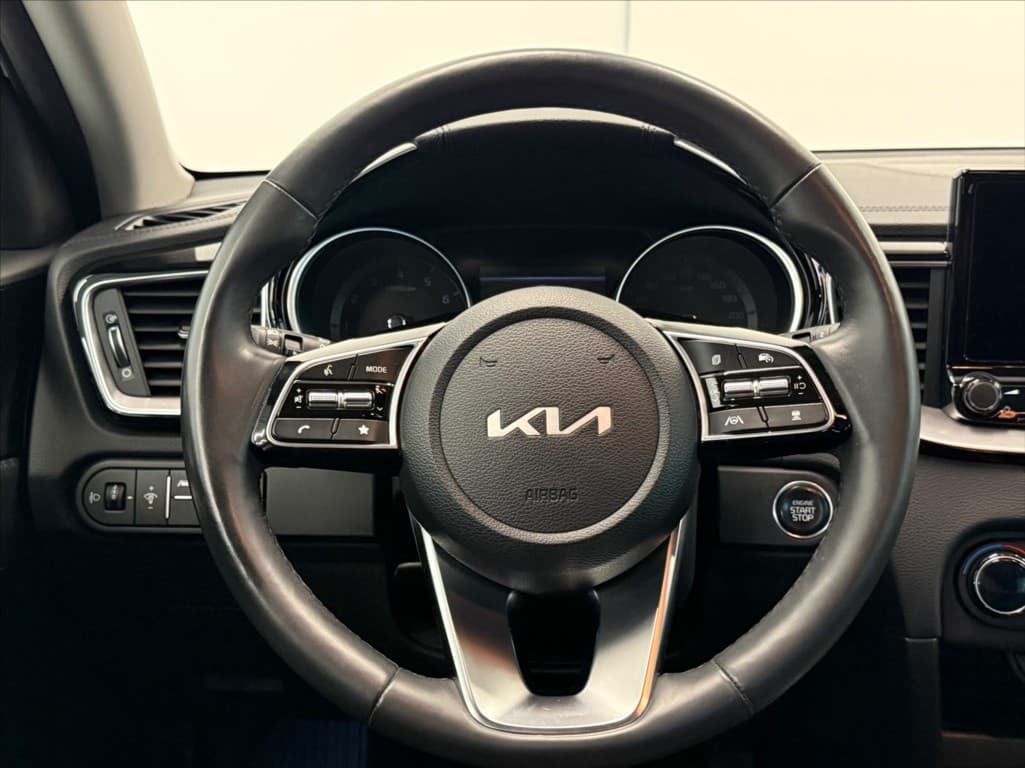 2023 Kia XCEED - 15