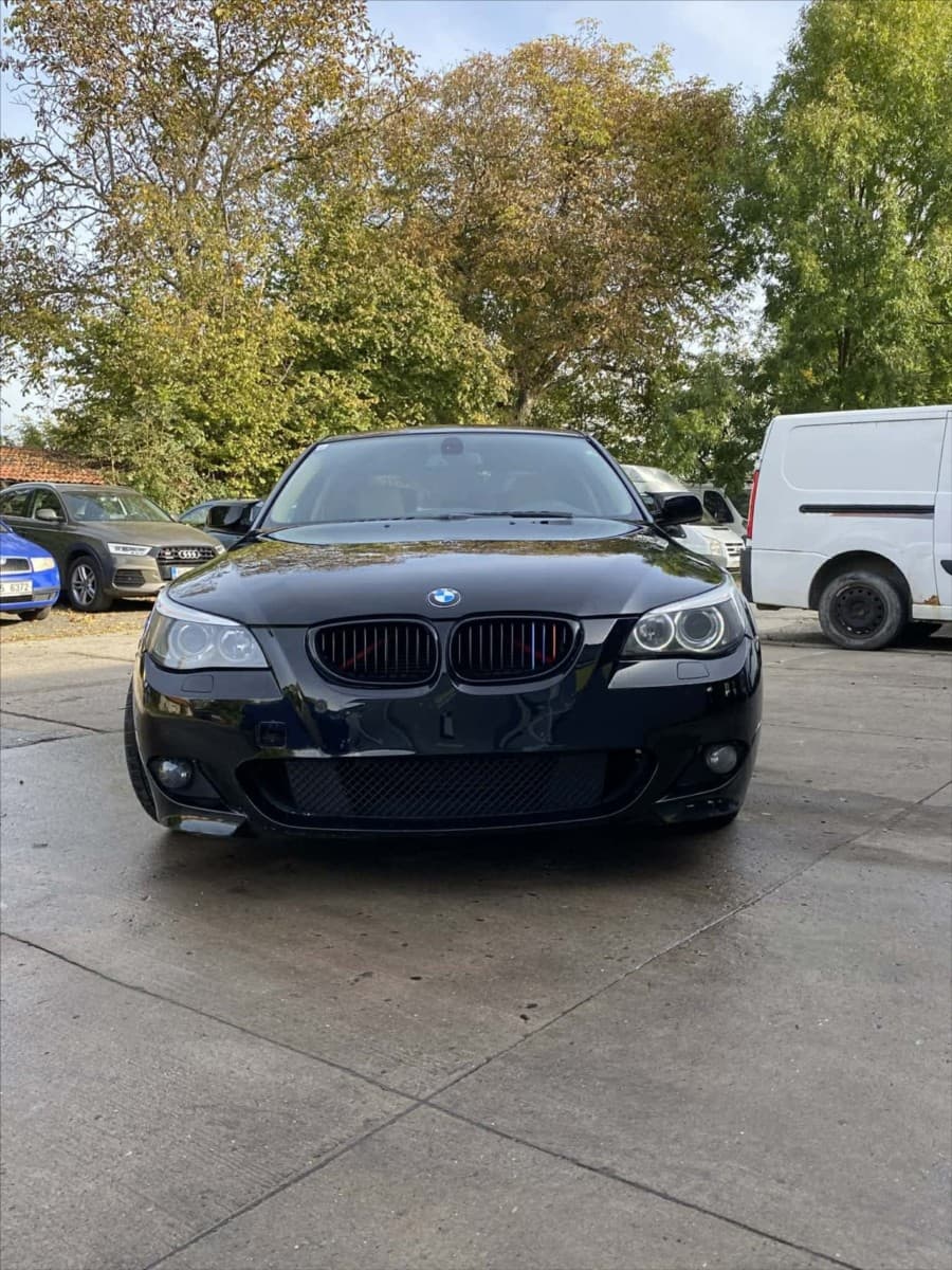 2004 BMW 5-SERIES