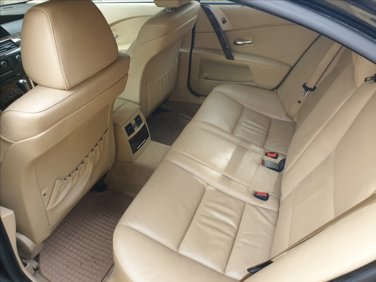 2004 BMW 5-SERIES - 5