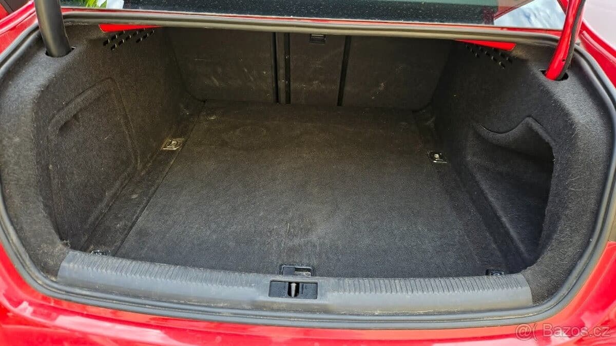 2010 Audi A4 - 28
