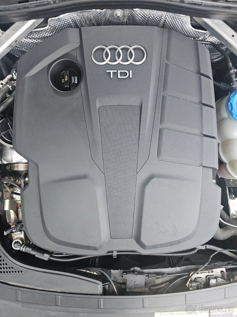 2017 Audi A4 - 37