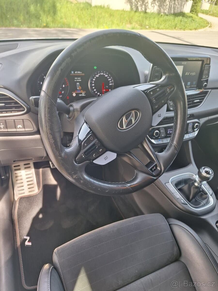2017 Hyundai i30 - 16