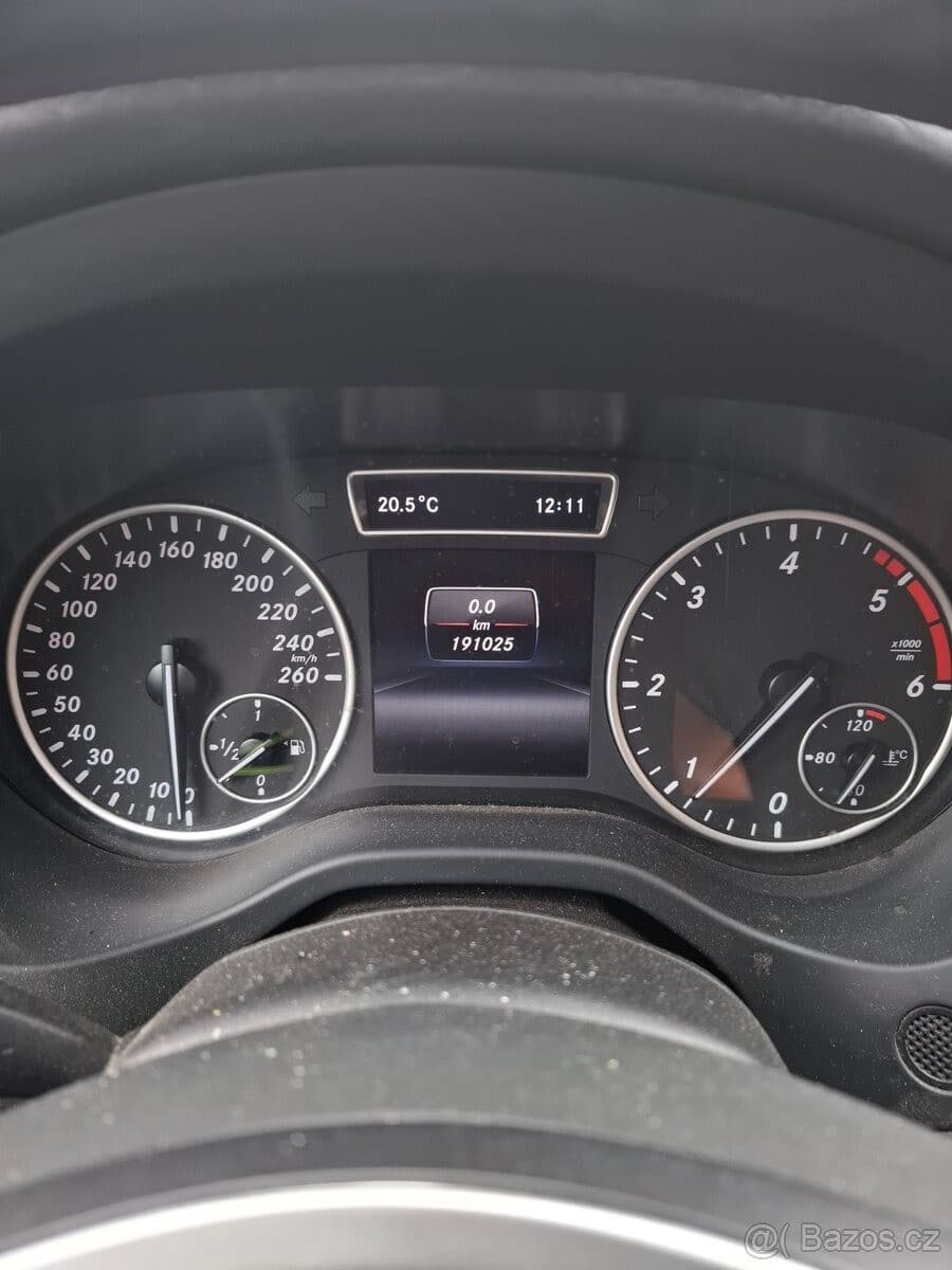 2014 Mercedes-Benz A-CLASS - 13