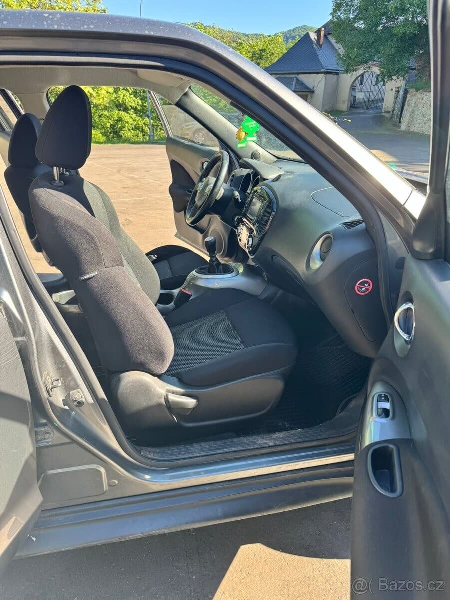 2015 Nissan JUKE - 13