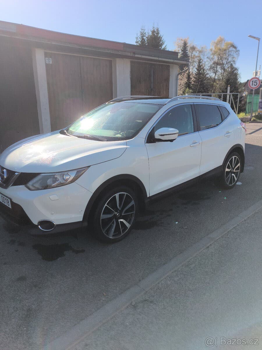 2016 Nissan QASHQAI - 21