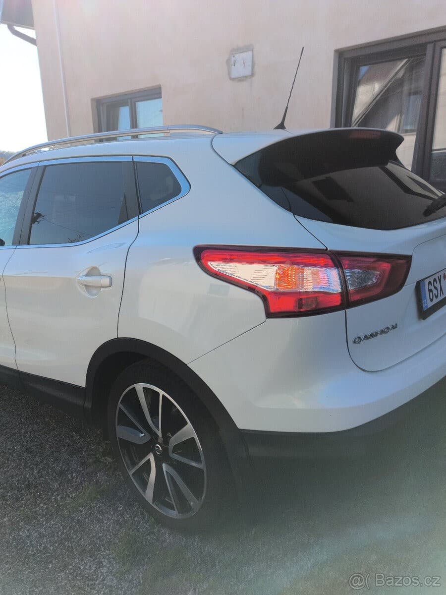 2016 Nissan QASHQAI - 13