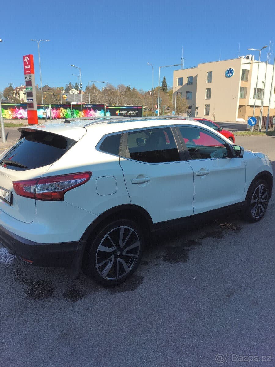 2016 Nissan QASHQAI - 15