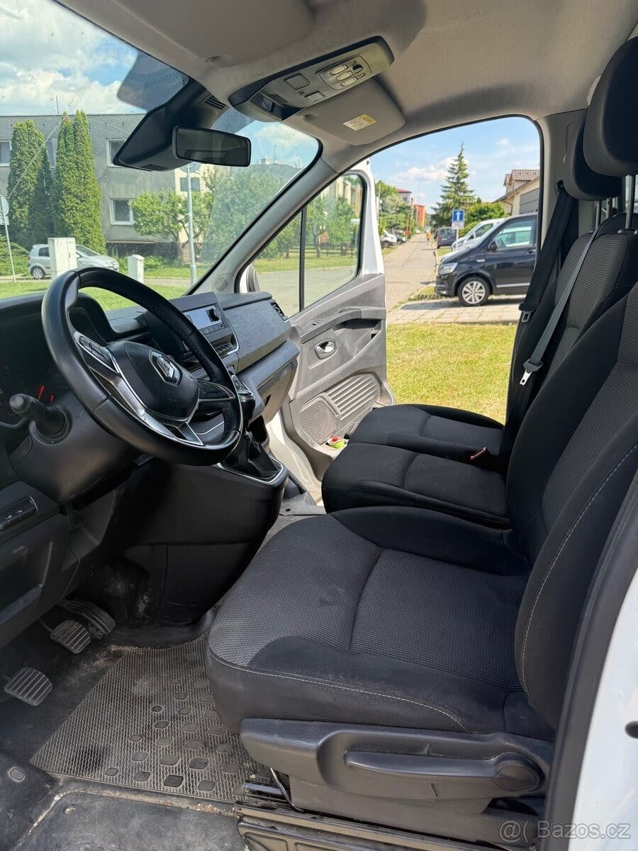 2024 Renault TRAFIC - 11