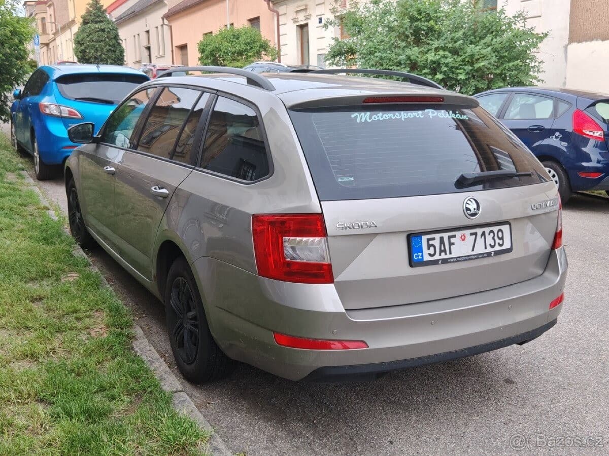 Škoda OCTAVIA - 22