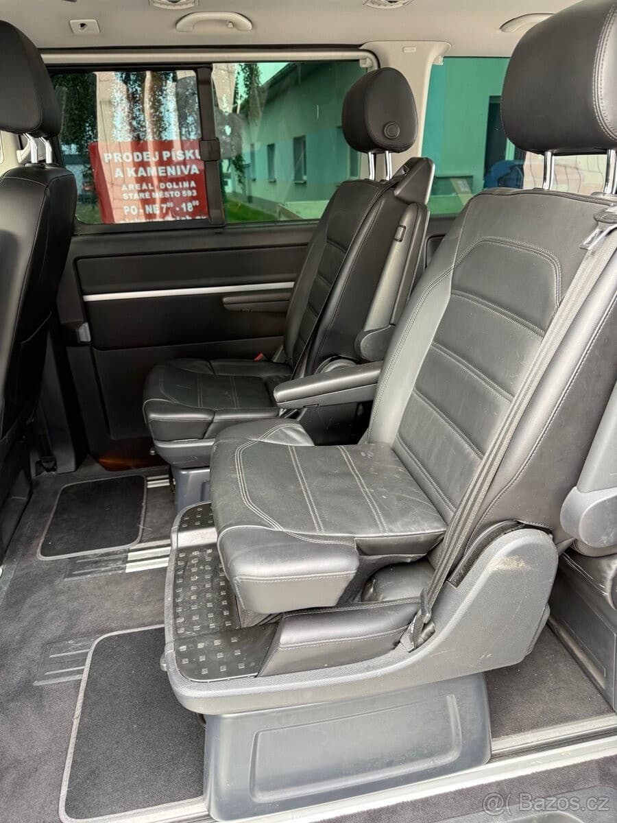2015 Volkswagen MULTIVAN - 23