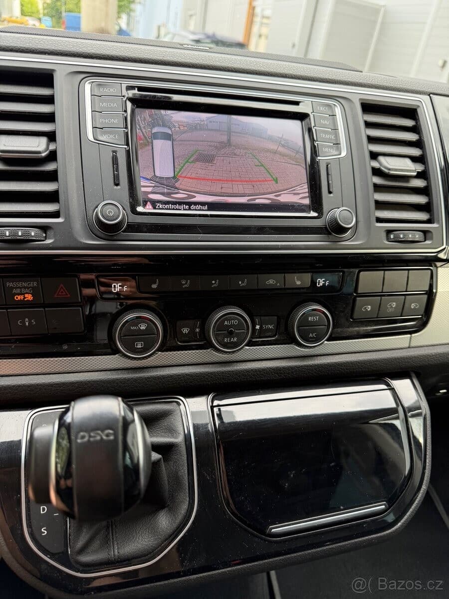 2015 Volkswagen MULTIVAN - 5