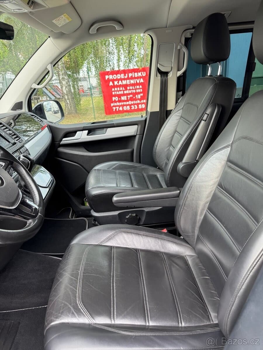 2015 Volkswagen MULTIVAN - 17