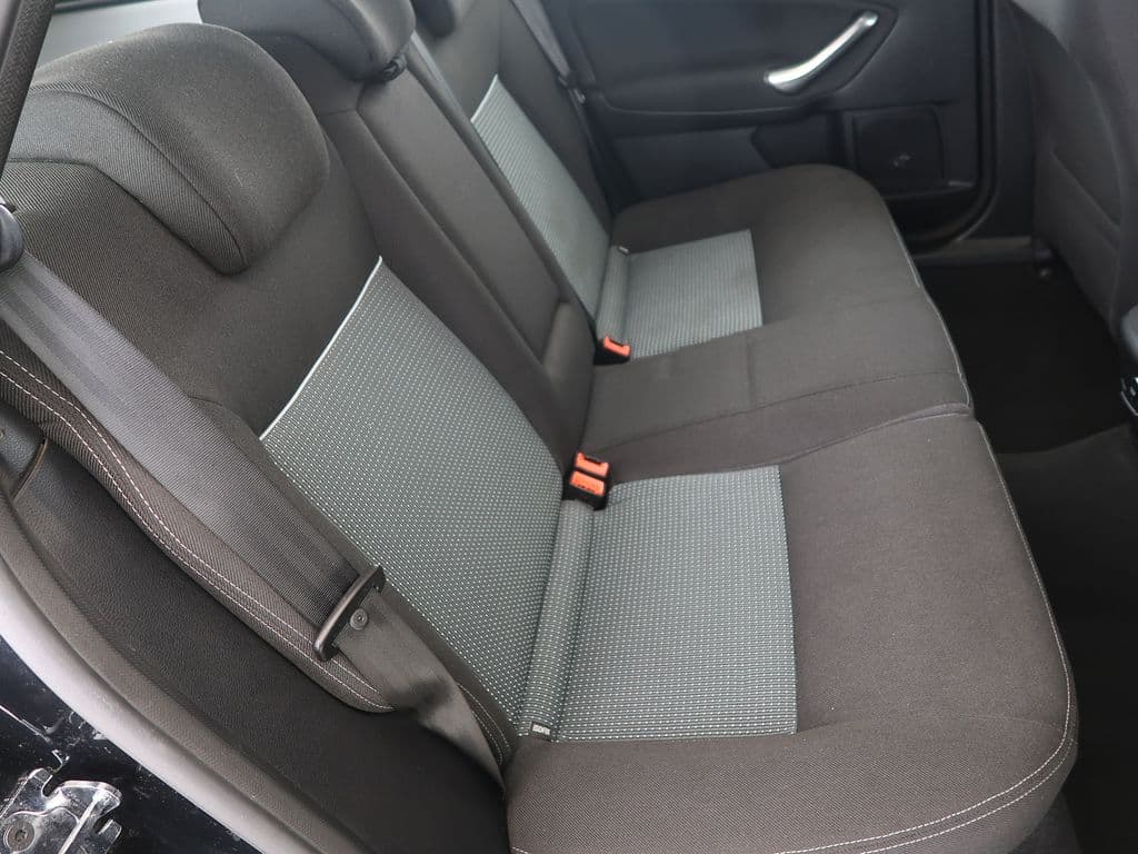 2013 Ford MONDEO - 25