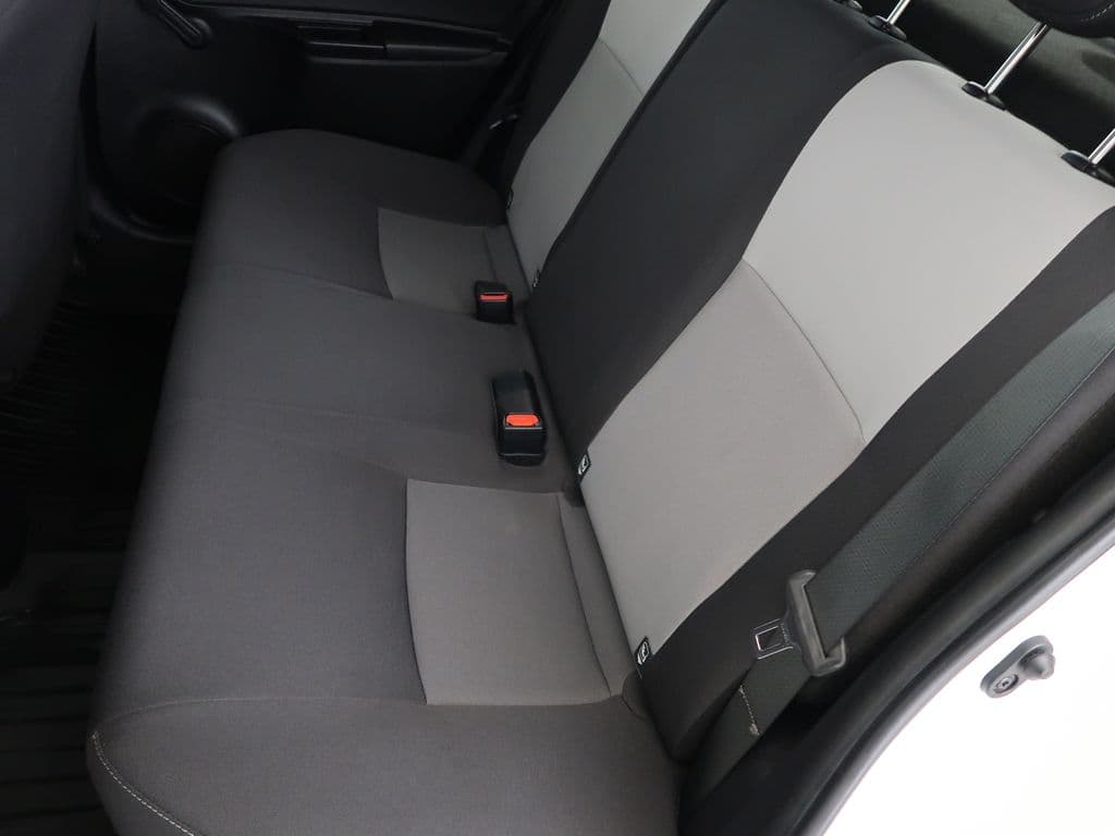 2018 Toyota YARIS - 19