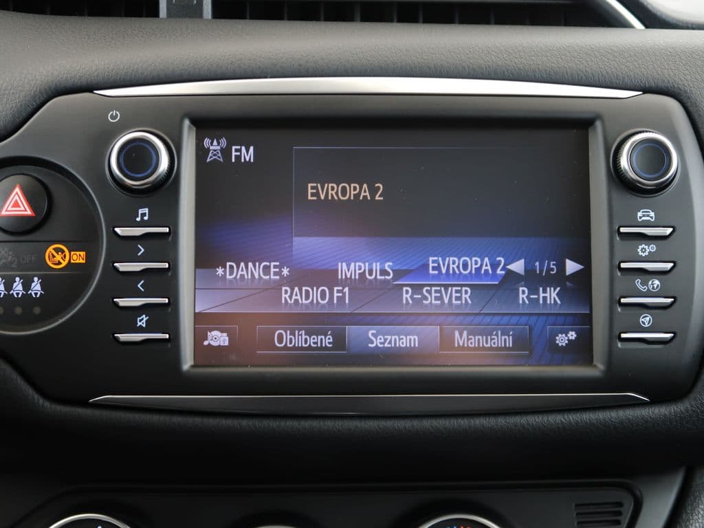 2018 Toyota YARIS - 37