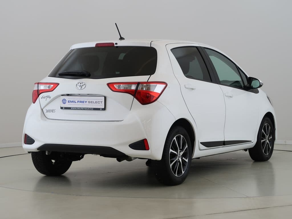 2018 Toyota YARIS - 9