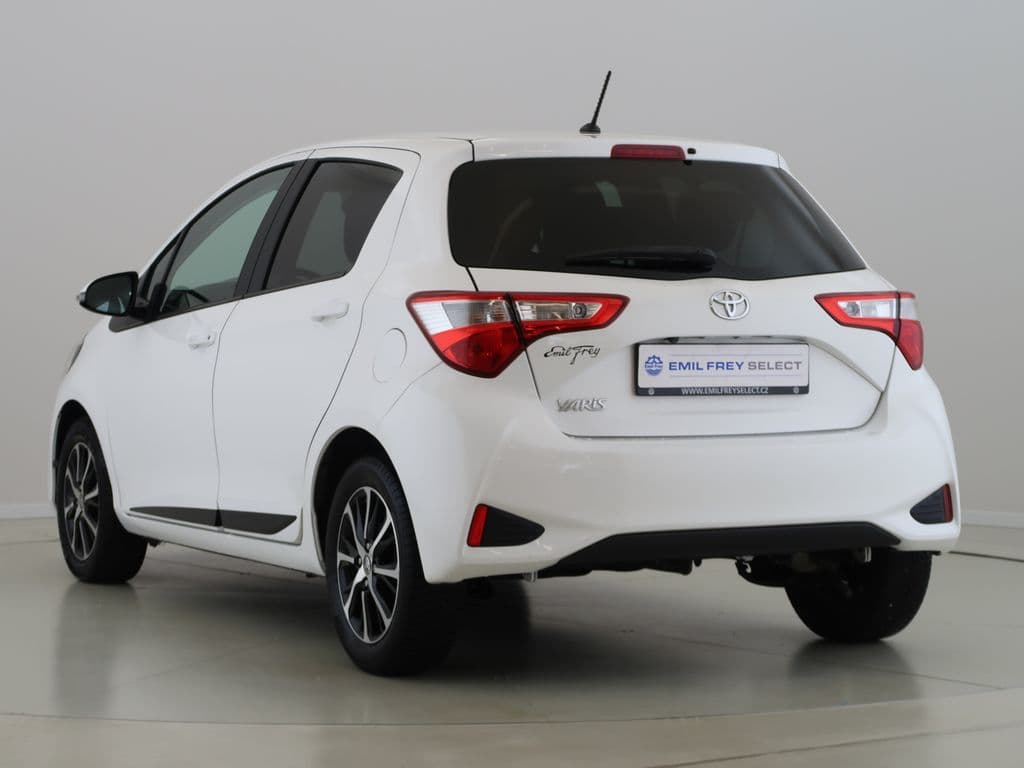 2018 Toyota YARIS - 13