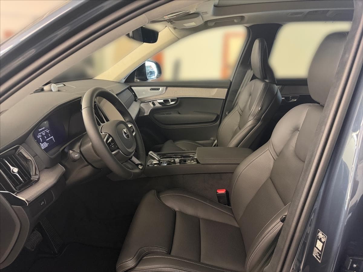 2026 Volvo XC90 - 12
