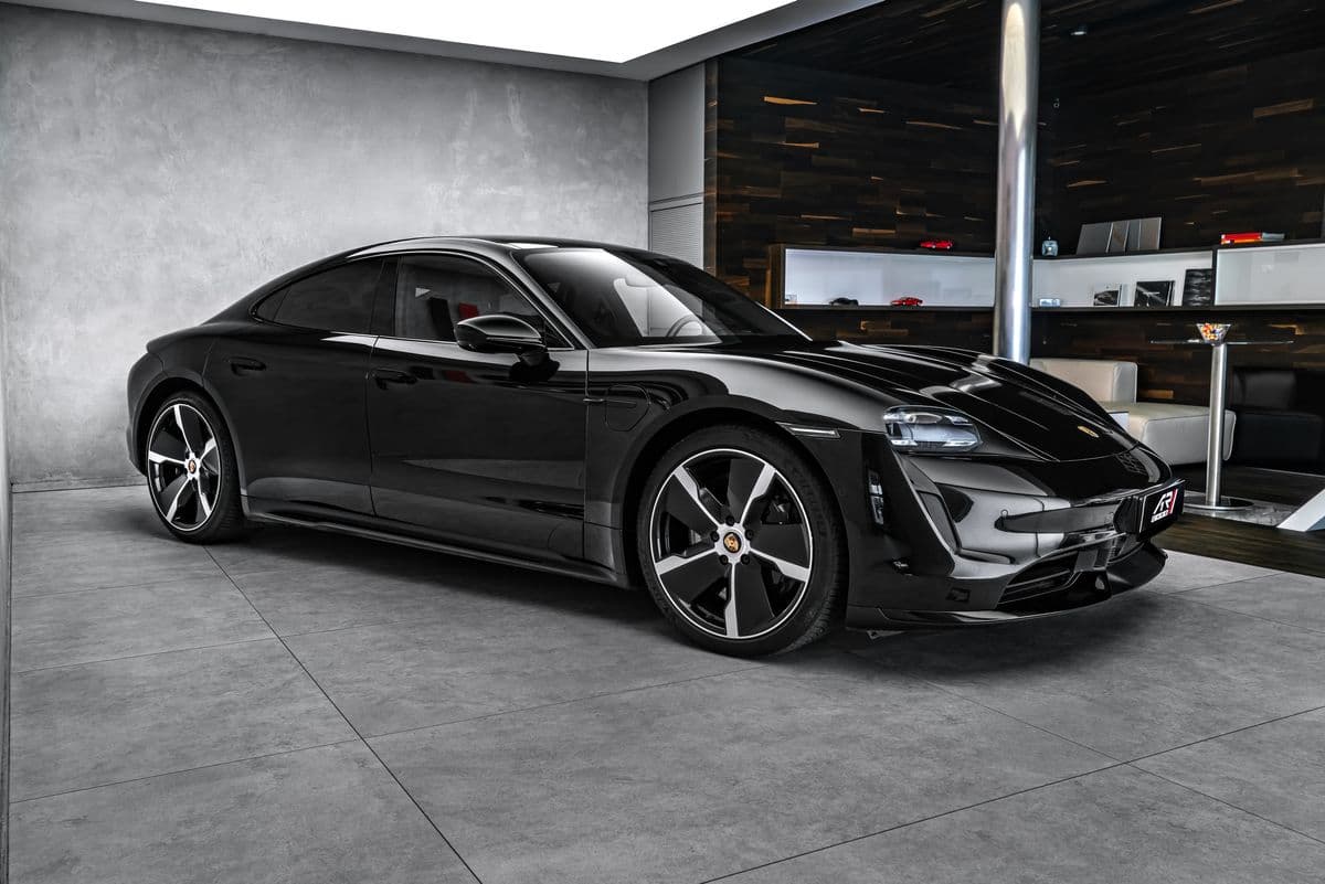 2020 Porsche TAYCAN - 7