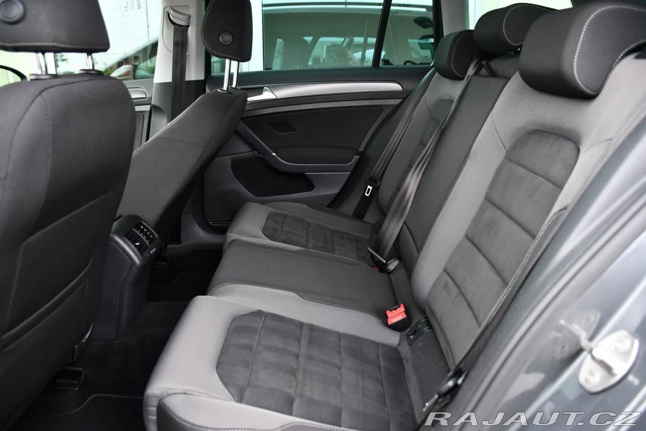 2018 Volkswagen GOLF - 9