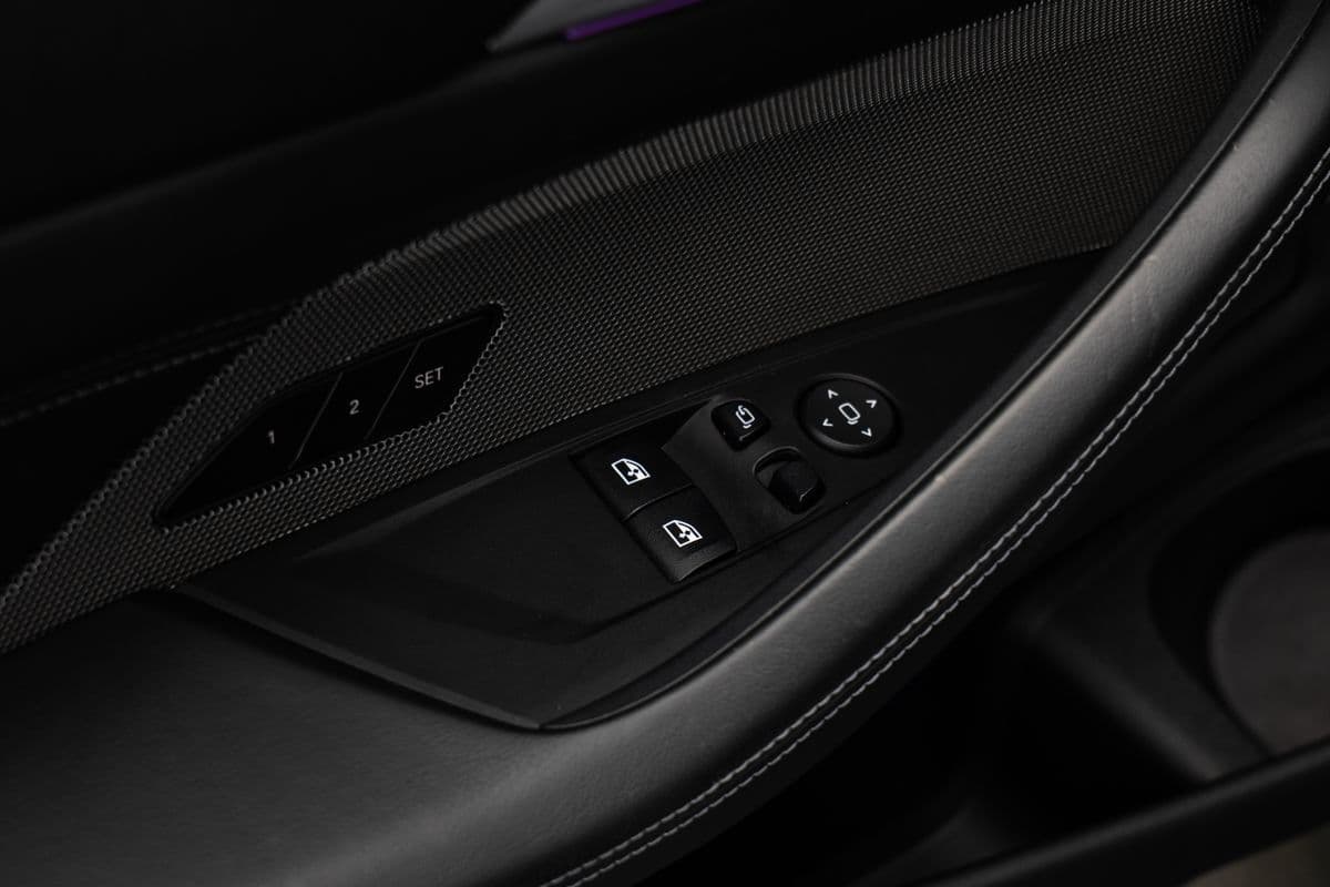 2021 BMW M4 - 17
