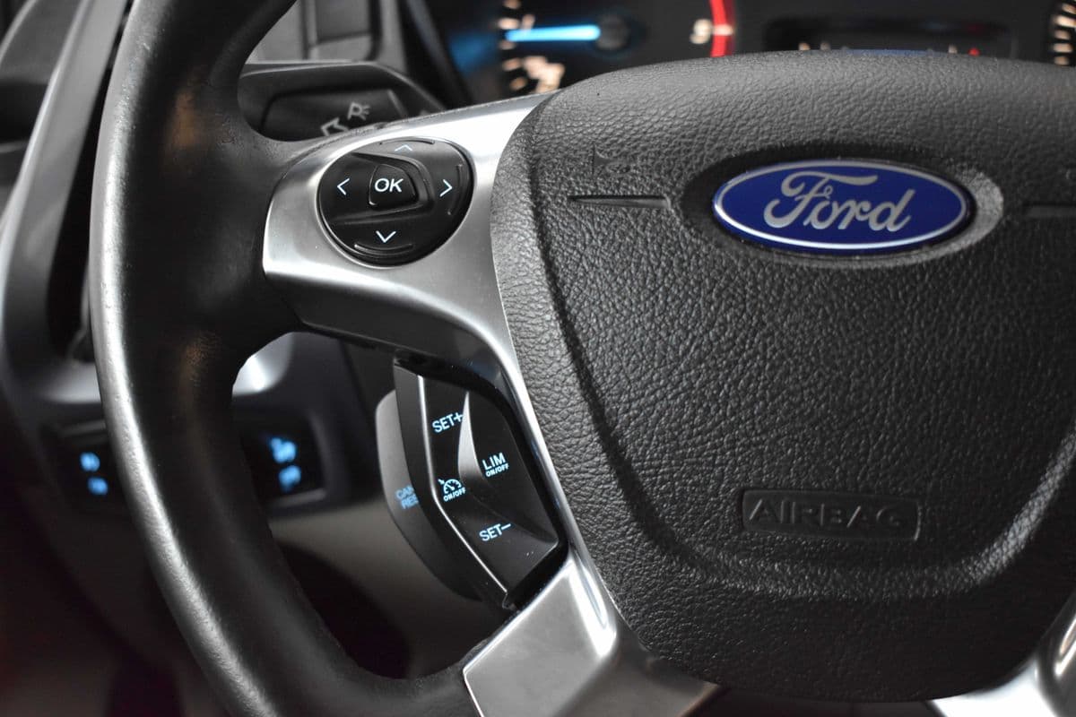 2017 Ford TOURNEO - 37