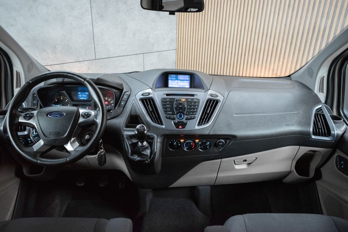 2017 Ford TOURNEO - 13