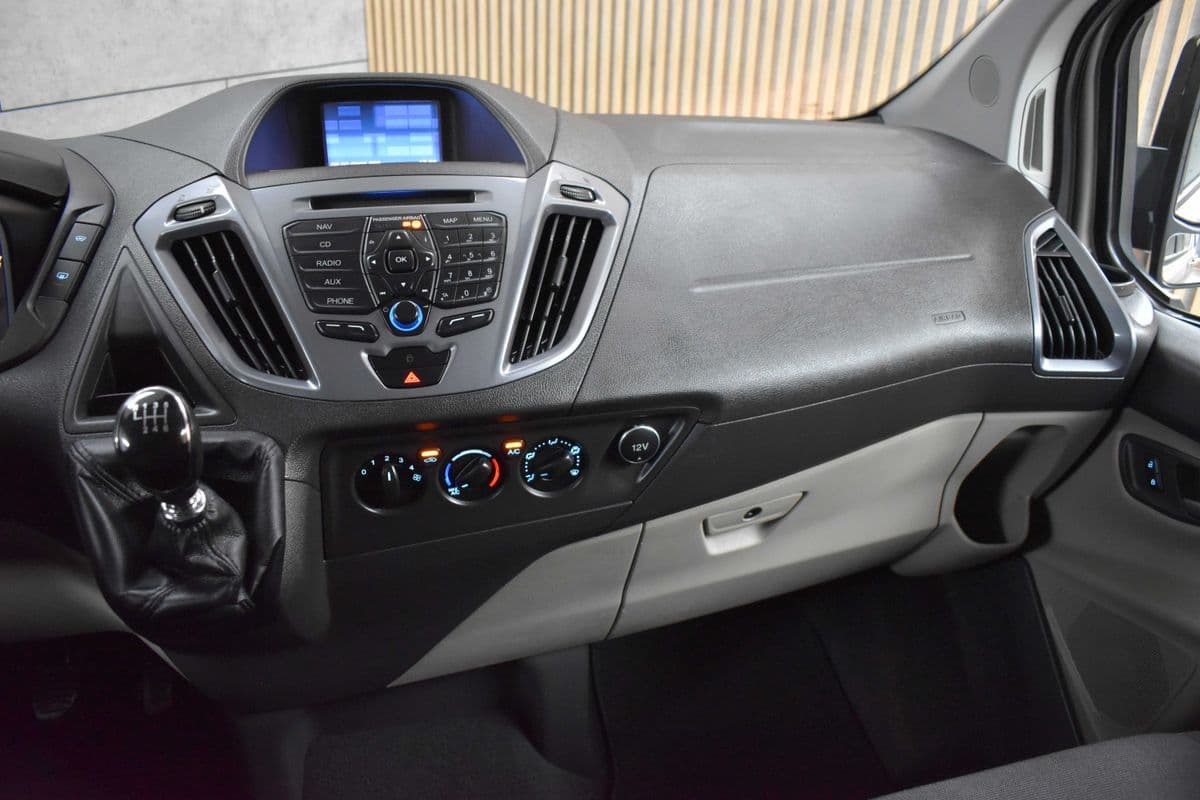 2017 Ford TOURNEO - 17