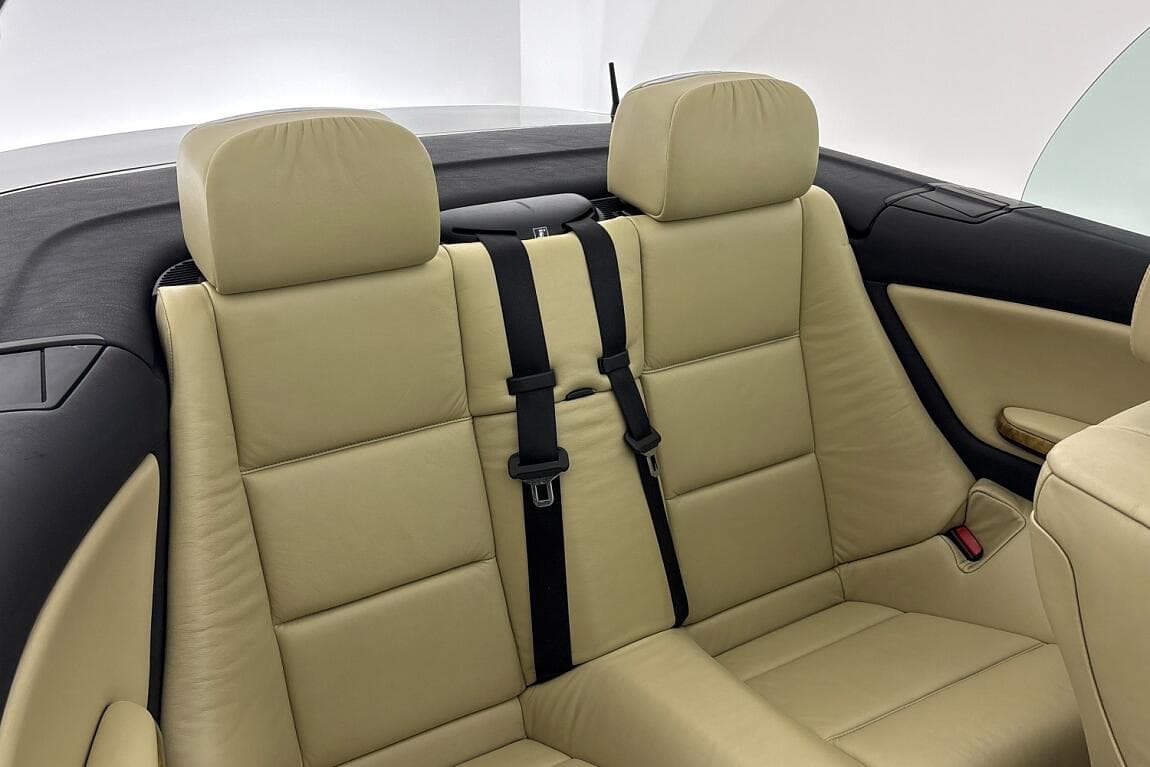 2004 BMW 3-SERIES - 11