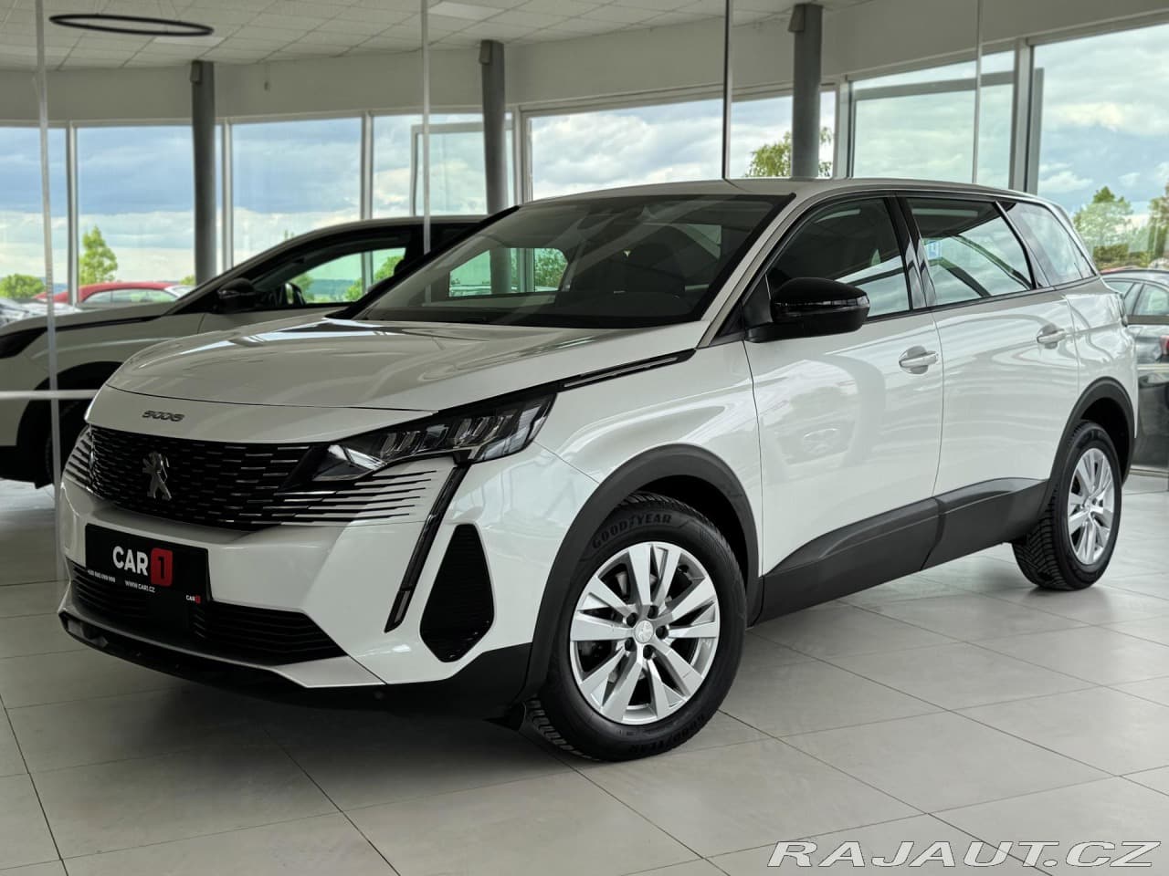 2023 Peugeot 5008