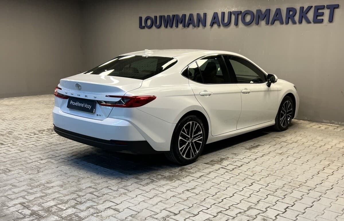 2026 Toyota CAMRY - 2