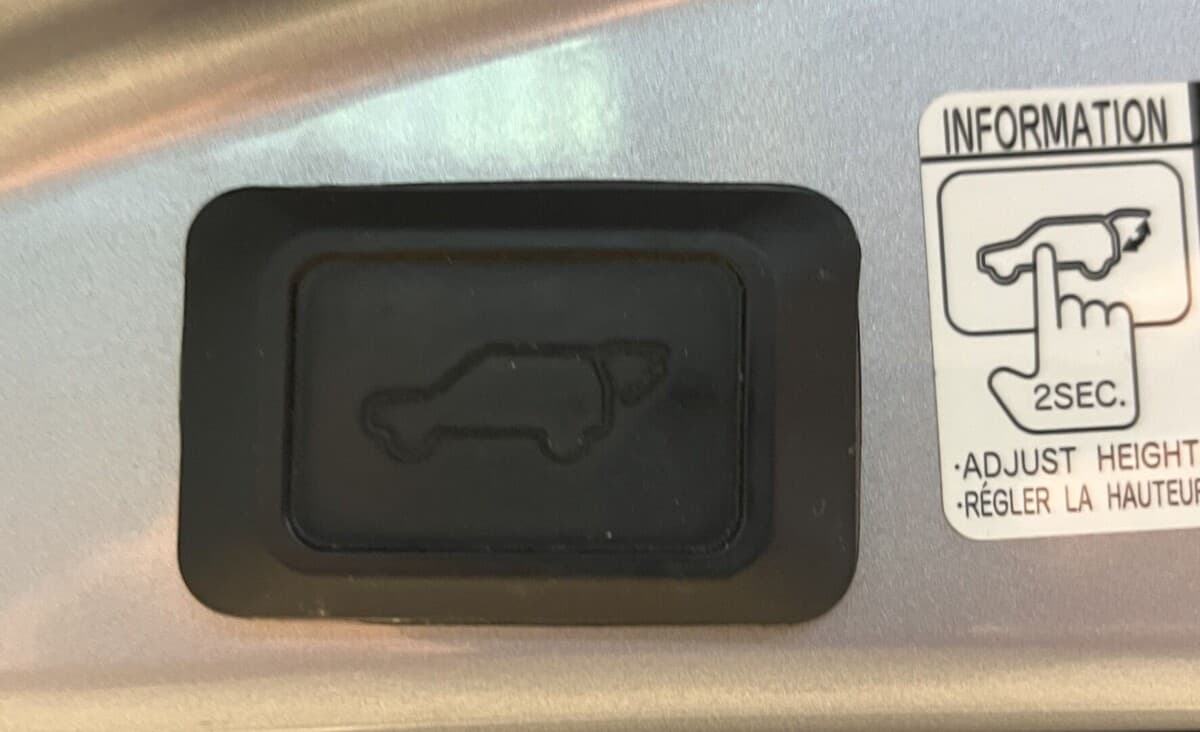 2018 Toyota RAV4 - 13