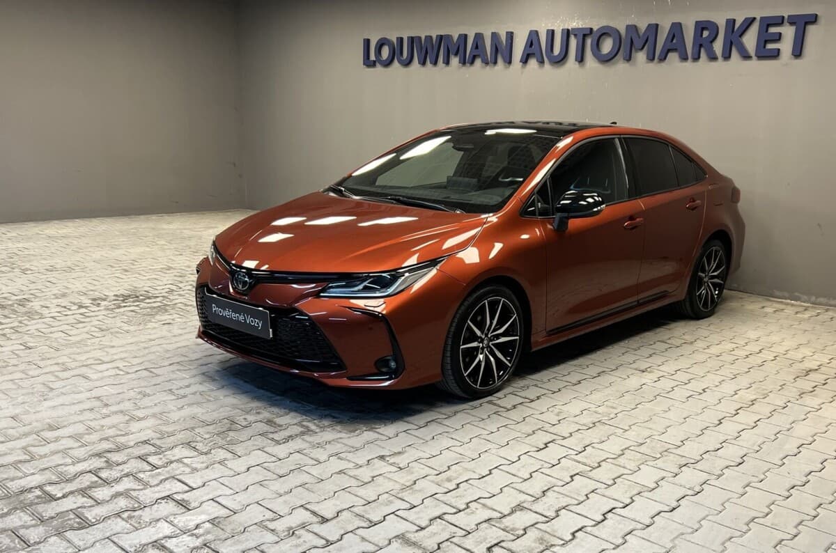 2025 Toyota COROLLA
