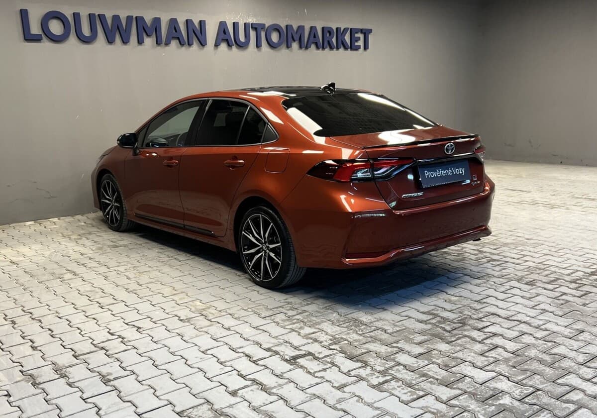 2025 Toyota COROLLA - 16