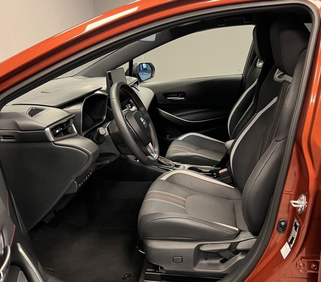 2025 Toyota COROLLA - 9