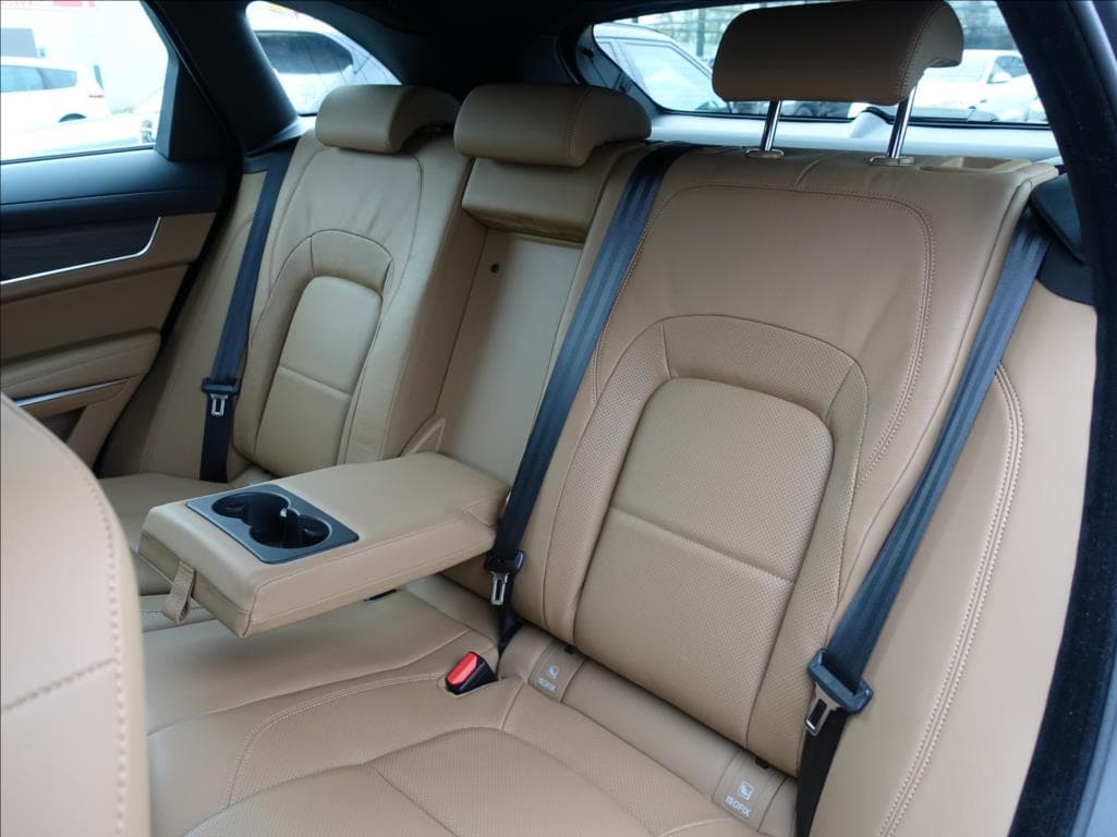 2021 Jaguar F-PACE - 20